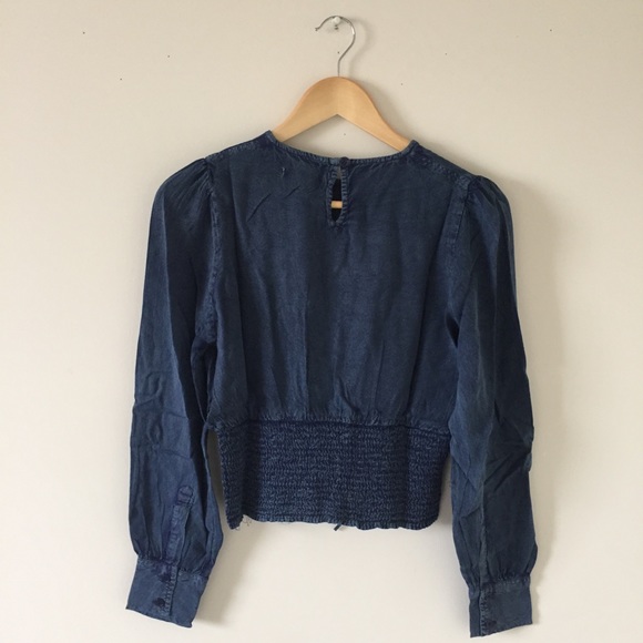 Stretchy Puff Sleeve Top - Picture 6 of 8